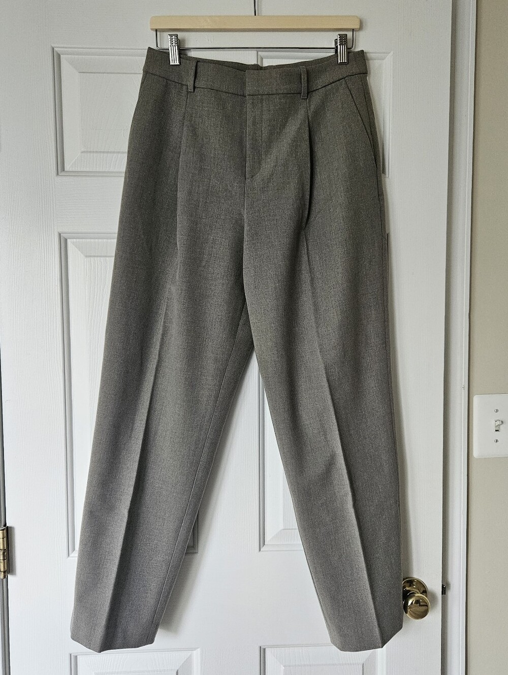 Uniqlo - classic grey tailored women's pants M